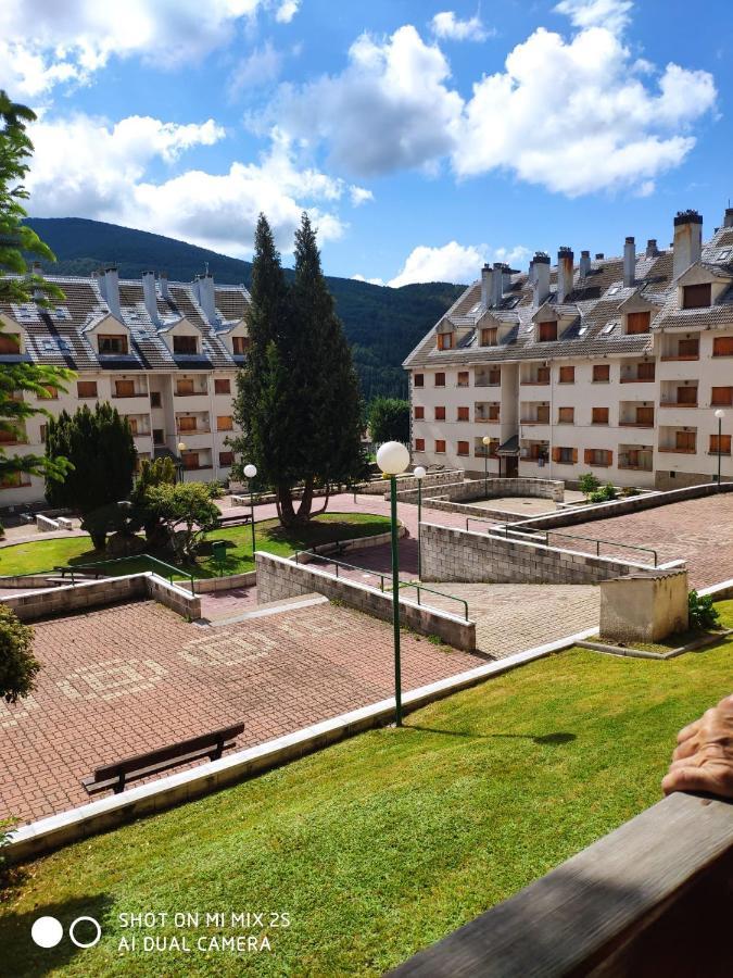 Rincon De Lierde Apartment Villanúa Екстериор снимка