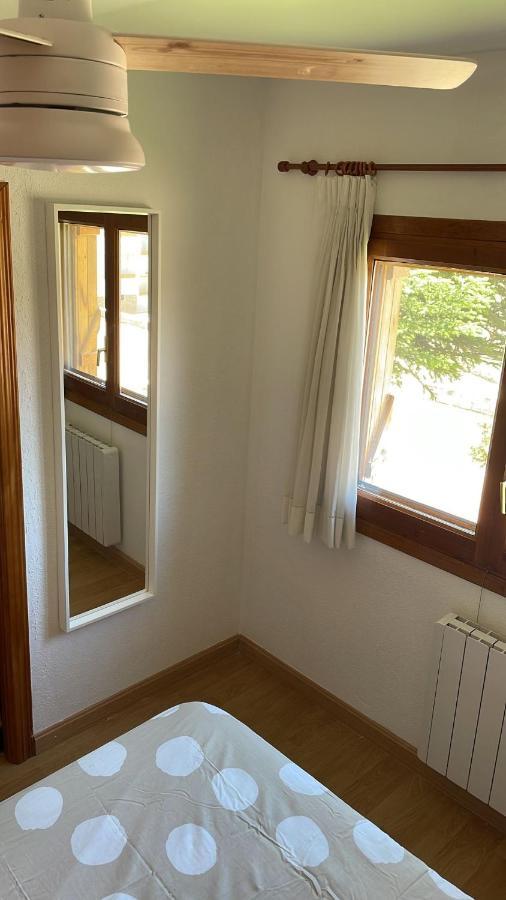 Rincon De Lierde Apartment Villanúa Екстериор снимка