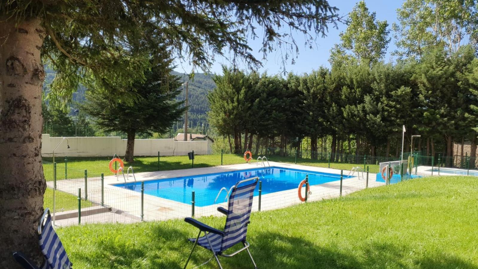 Rincon De Lierde Apartment Villanúa Екстериор снимка