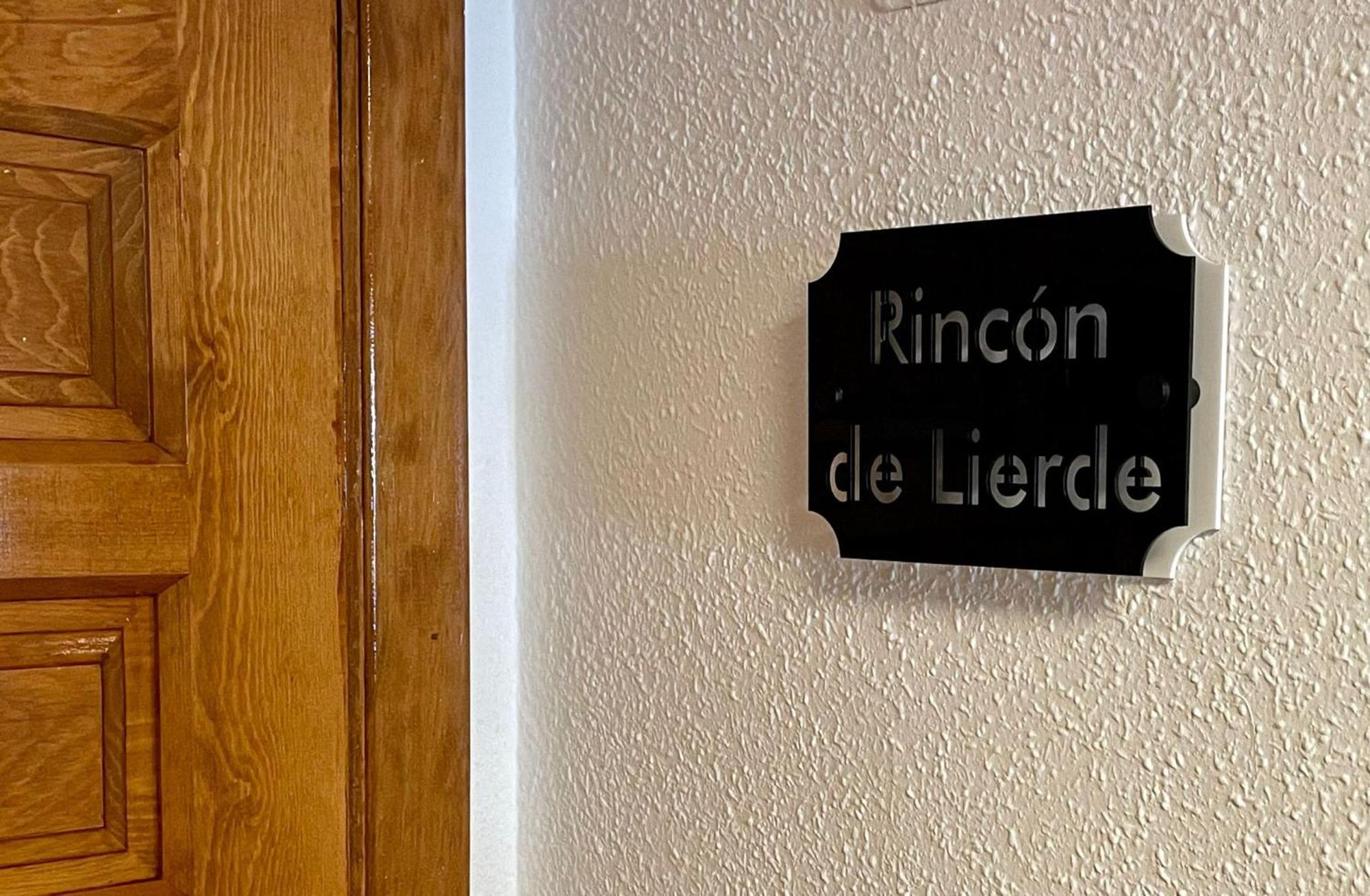 Rincon De Lierde Apartment Villanúa Екстериор снимка