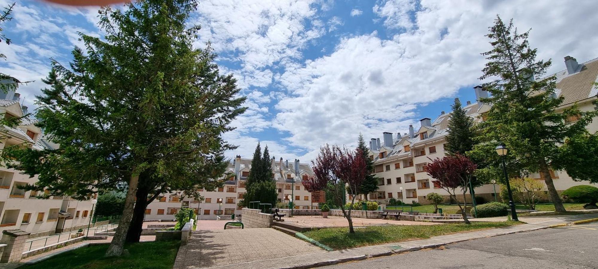 Rincon De Lierde Apartment Villanúa Екстериор снимка